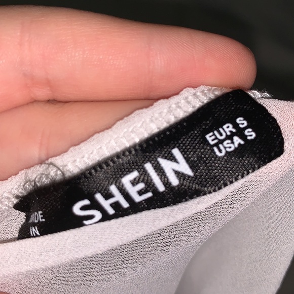 $Button Front Ruched Solid Top - Picture 10 of 10